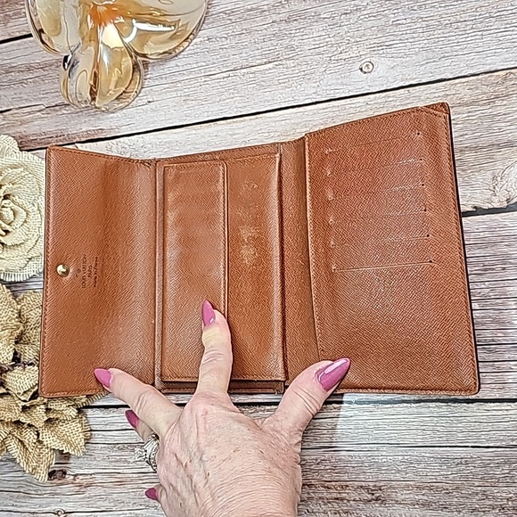 AUTHENTIC LOUIS VUITTON MONOGRAM SNAP TRIFOLD WALLET - Picture 7 of 15